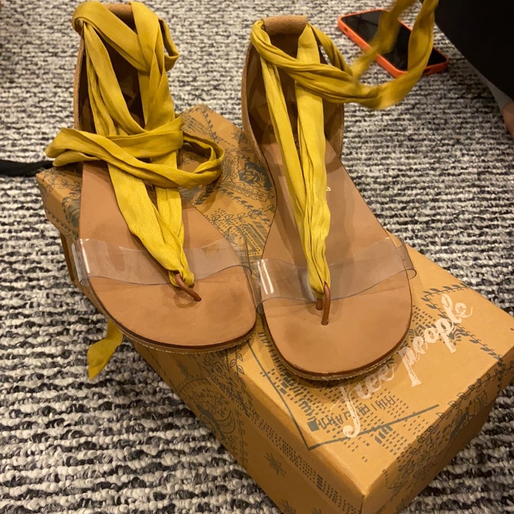 Free People Size 38 Lace up sandal
